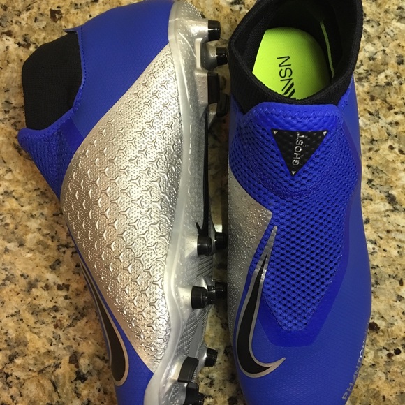 Nike Phantom VSN soccer Cleats - Picture 6 of 8